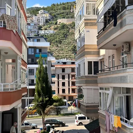 Cozy 2-bedroom Apartment, Cleopatra Beach, *