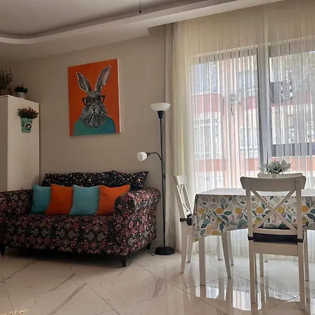 Appartement Cozy 2-bedroom Apartment, Cleopatra Beach,