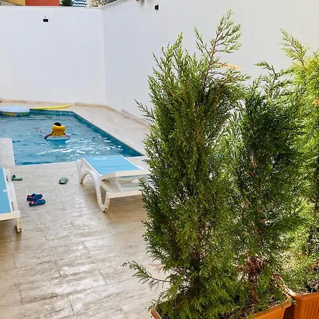 Cozy 2-bedroom Apartment, Cleopatra Beach, ألانيا