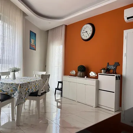 Apartamento Cozy 2-bedroom Apartment, Cleopatra Beach, Alanya